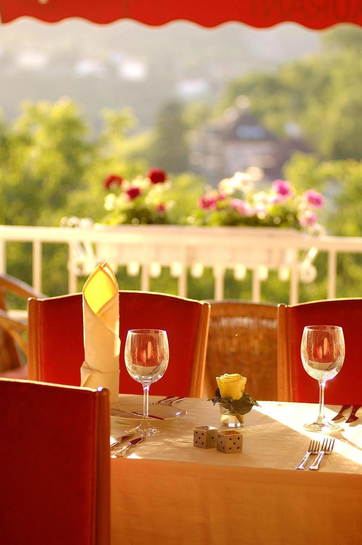 Hotel Monica Прага Екстериор снимка